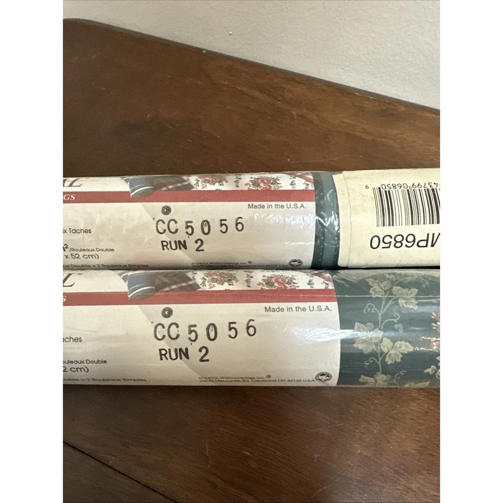 Vintage Imperial Floral Flowers Dark Green Wallpaper 2 Double Rolls